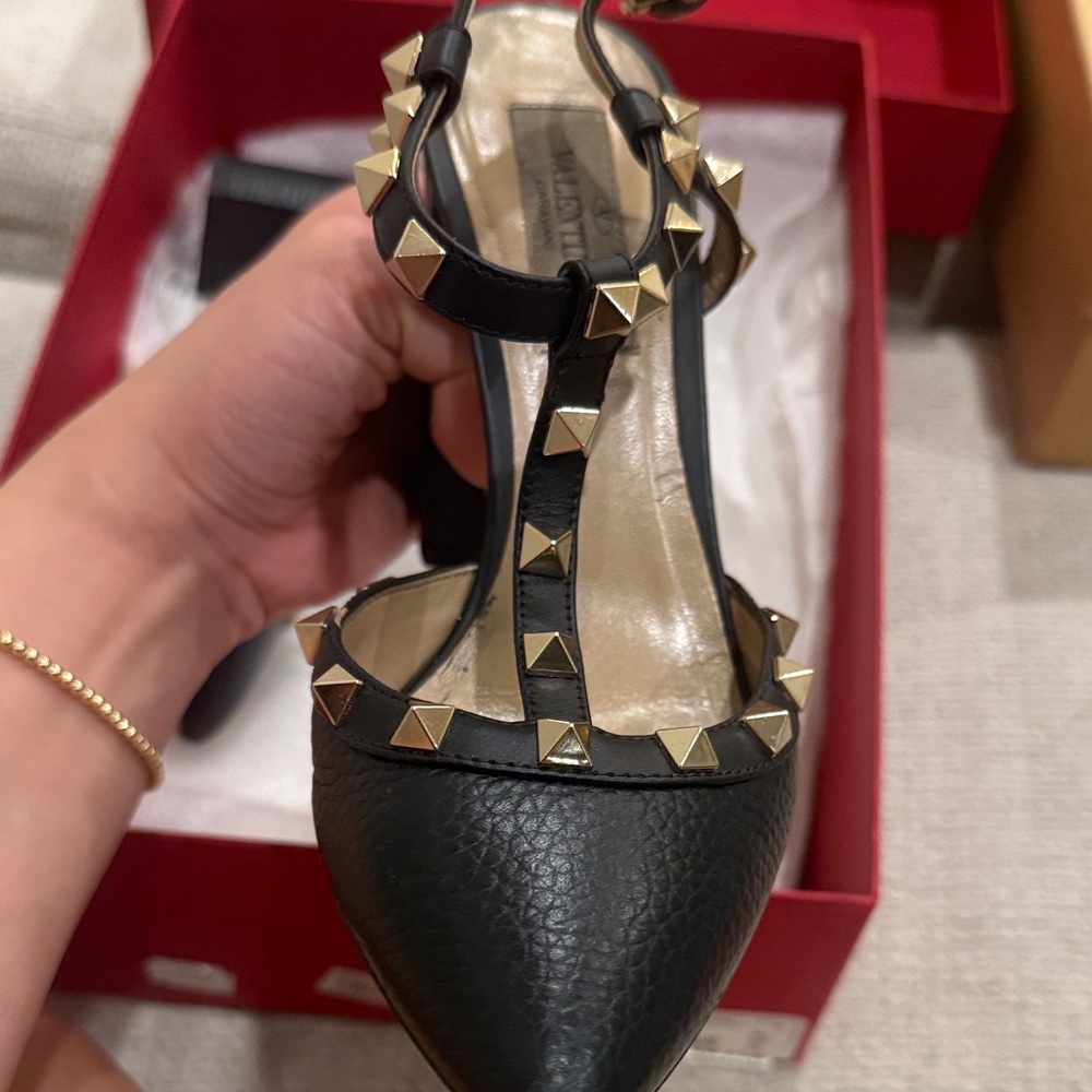 RARE Valentino T strap heel with BLOCK Heel size 36 - Picture 7 of 12